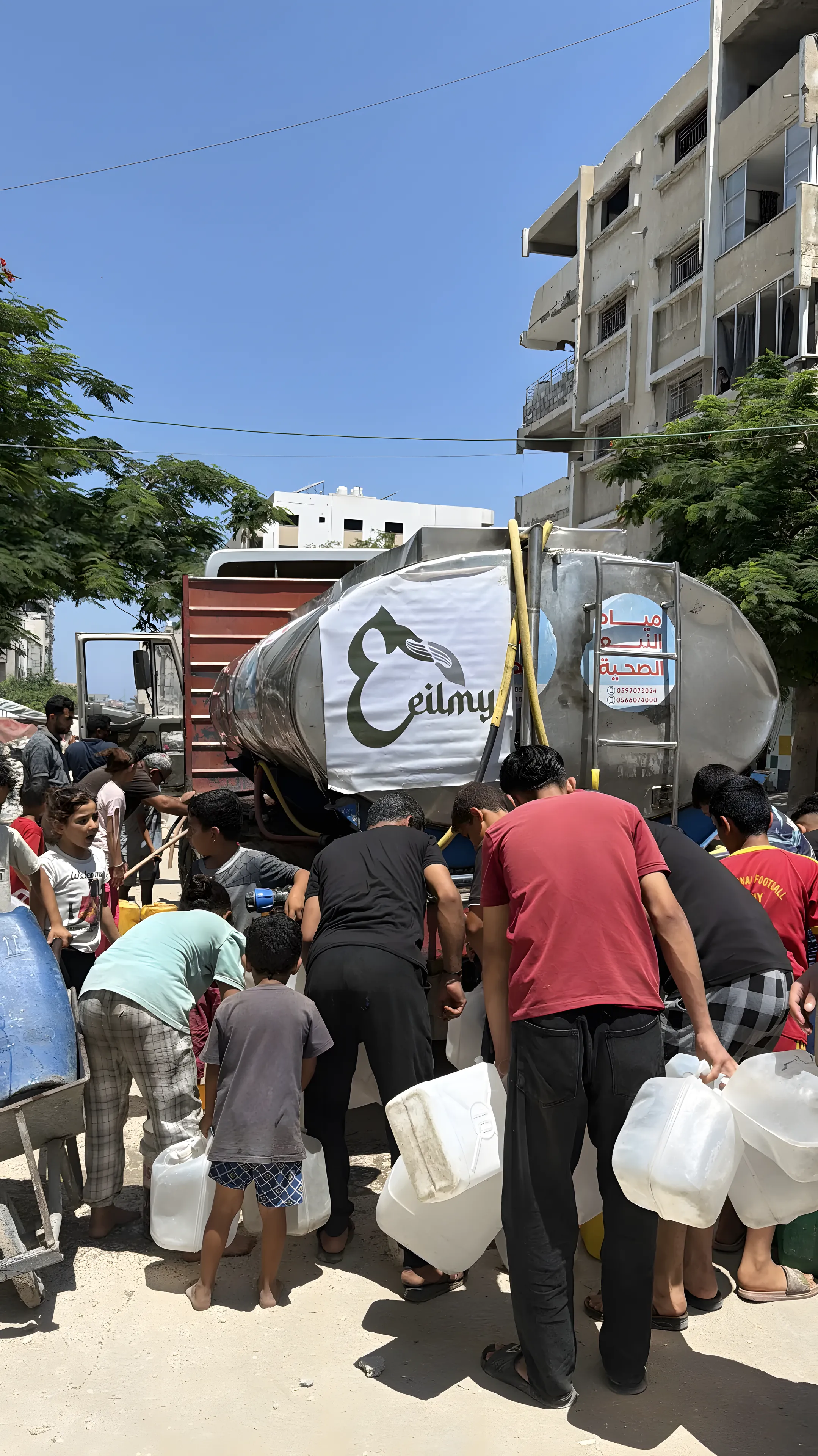 Citerne mobilisée pour acheminer de l’eau potable.