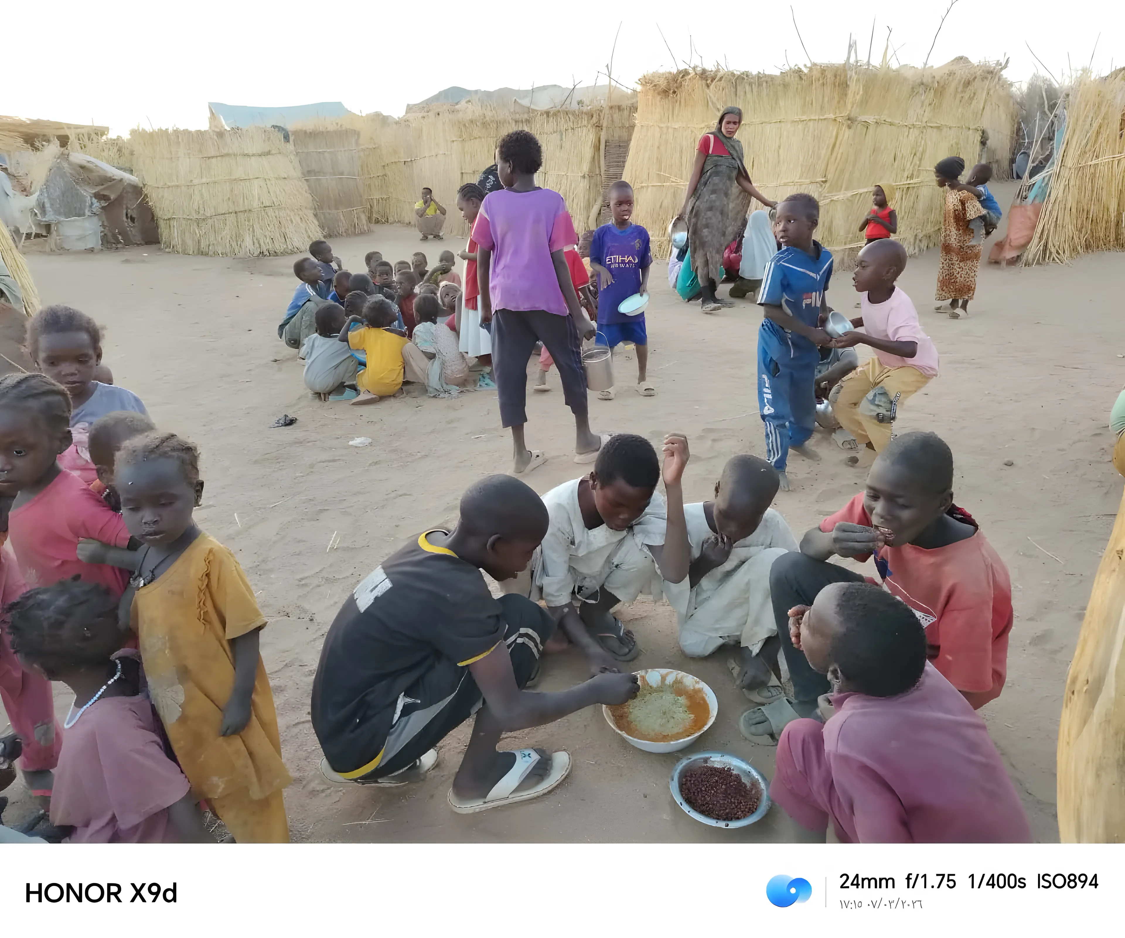 Repas partagés avec des enfants.